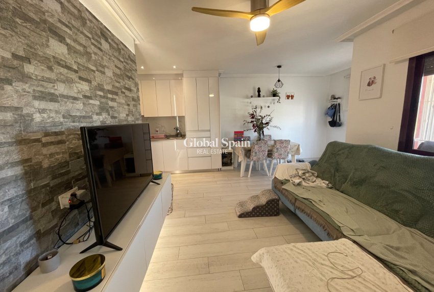 Wederverkoop - HUIS -
DAYA VIEJA - Costa Blanca