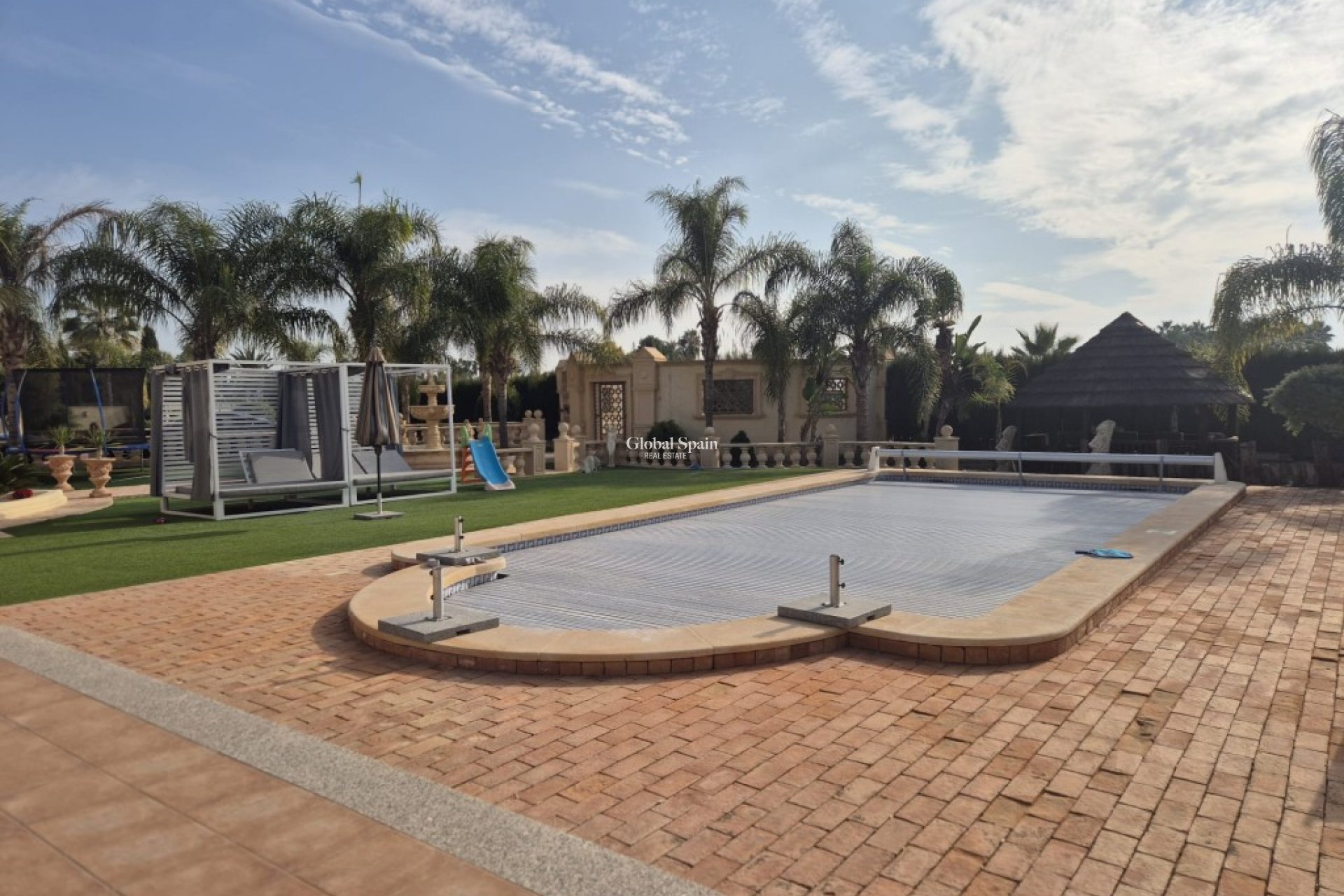 Wederverkoop - HUIS -
DAYA VIEJA - Costa Blanca