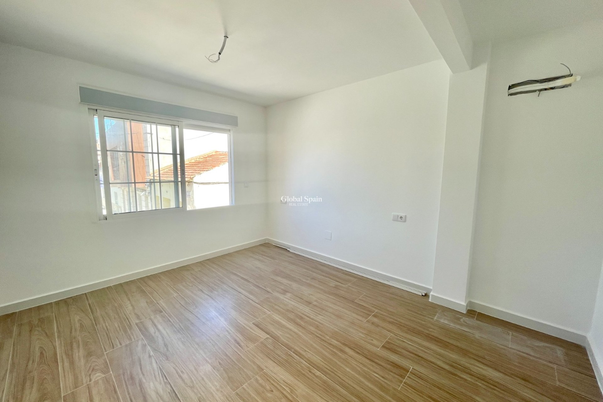 Wederverkoop - HUIS -
DAYA VIEJA - Costa Blanca