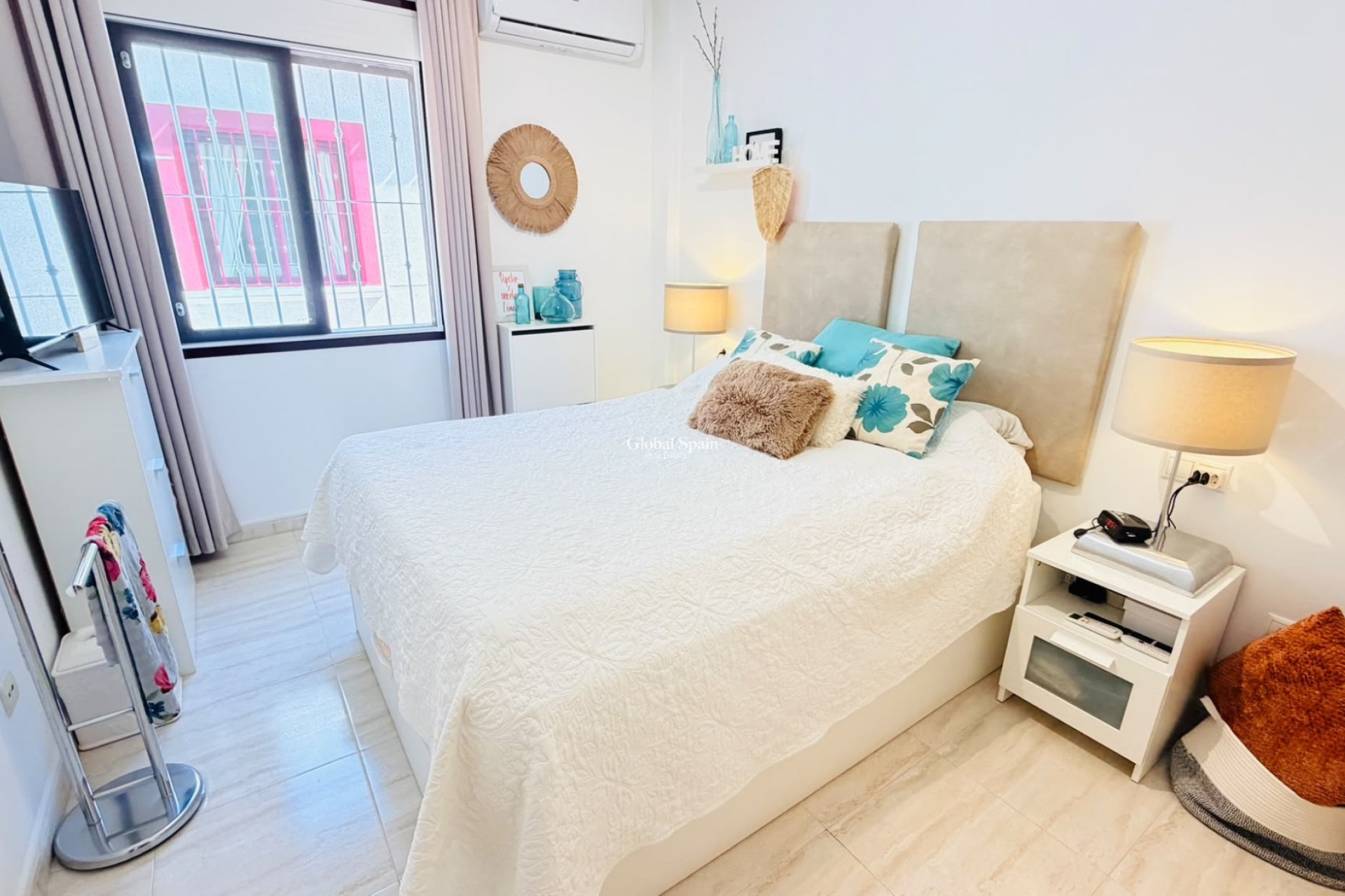 Wederverkoop - HUIS -
DAYA VIEJA - Costa Blanca