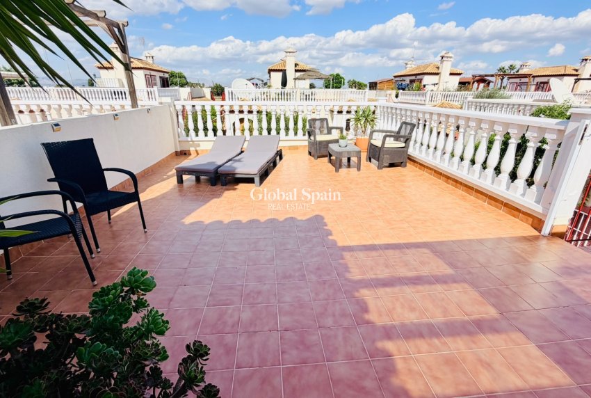 Wederverkoop - HUIS -
DAYA VIEJA - Costa Blanca