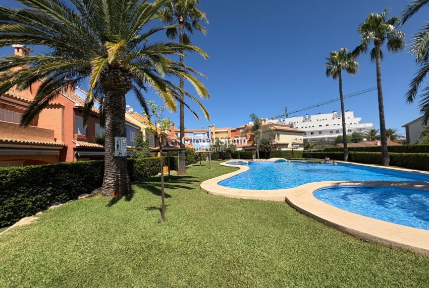 Wederverkoop - Huis -
DENIA - Les Marines - Las Marinas