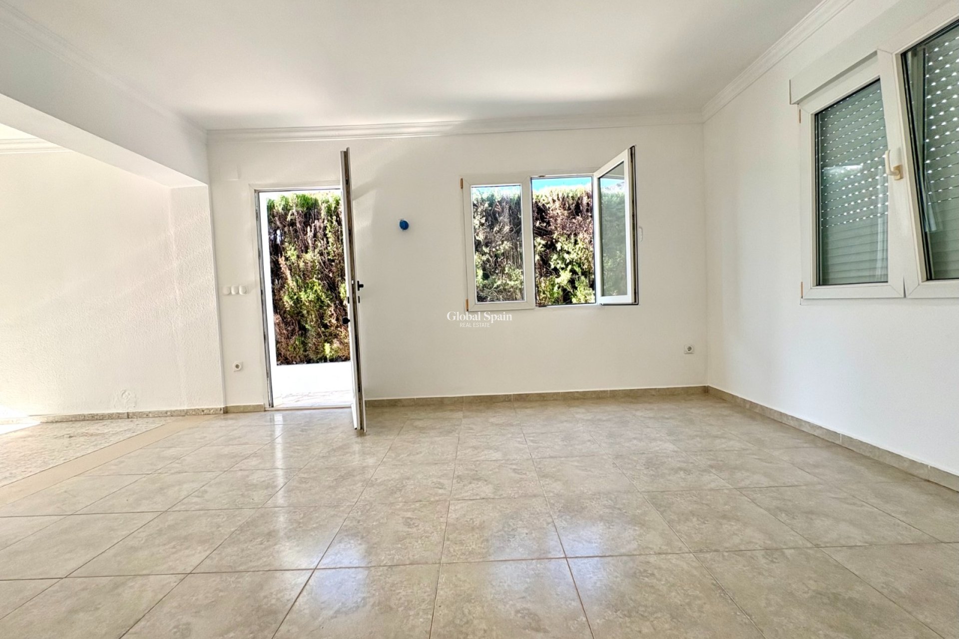 Wederverkoop - HUIS -
DENIA - Les Marines - Las Marinas