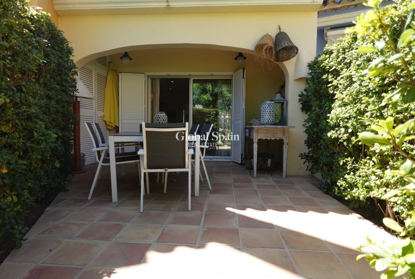 Wederverkoop - Huis -
DENIA - Les Marines - Las Marinas