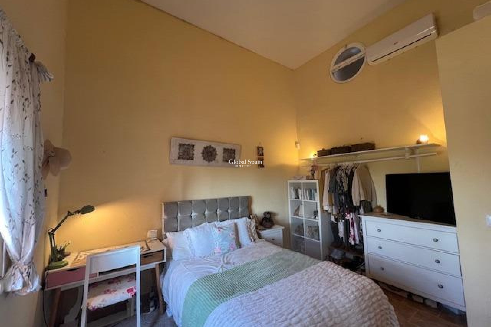 Wederverkoop - HUIS -
DOLORES - Comunidad Valenciana