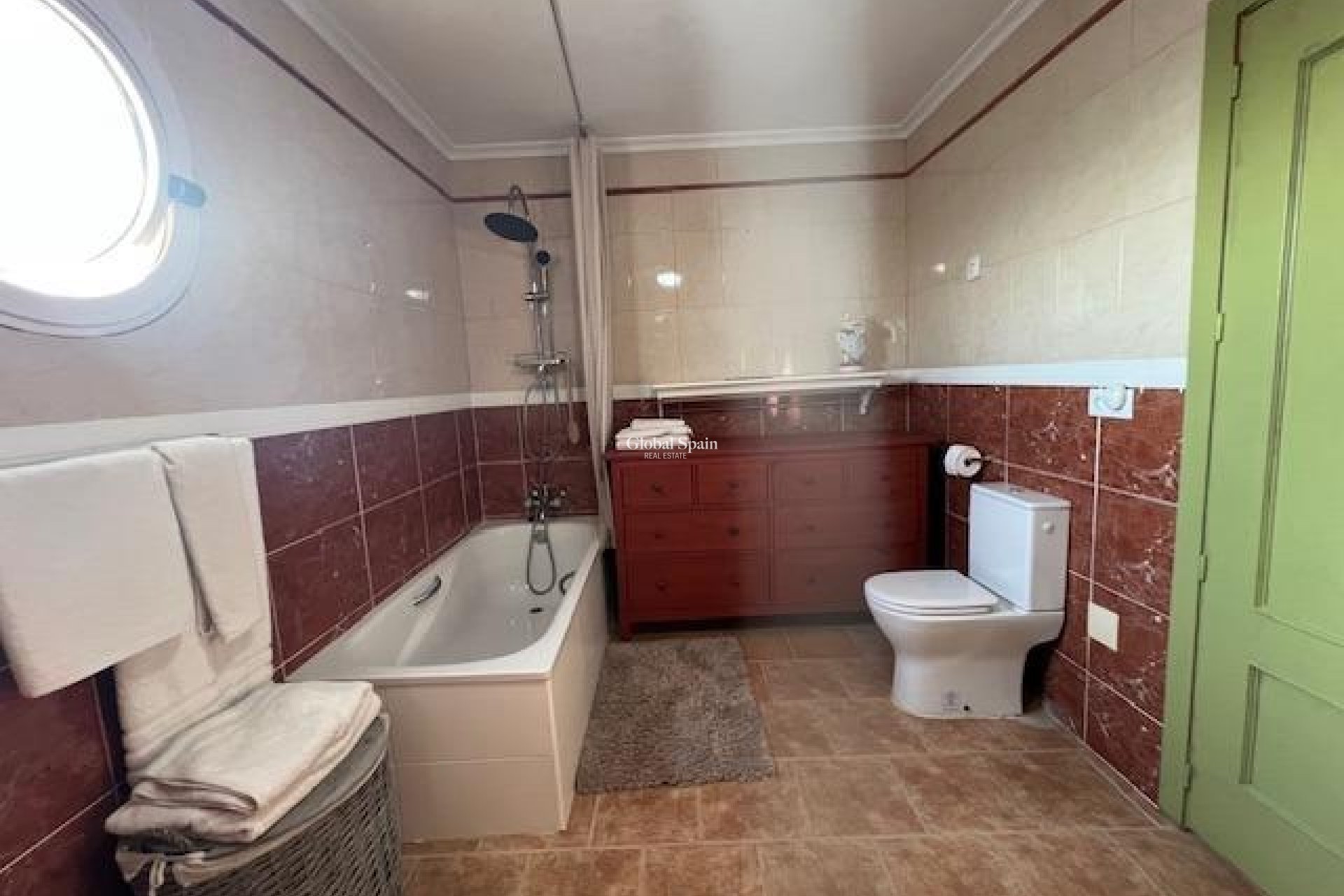 Wederverkoop - HUIS -
DOLORES - Comunidad Valenciana