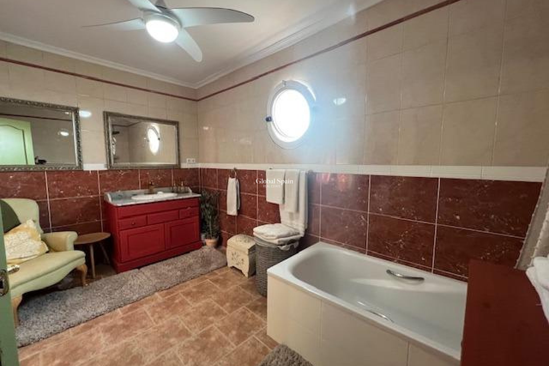 Wederverkoop - HUIS -
DOLORES - Comunidad Valenciana