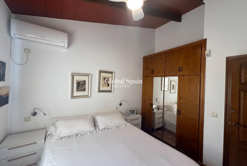 Wederverkoop - HUIS -
DOLORES - Comunidad Valenciana