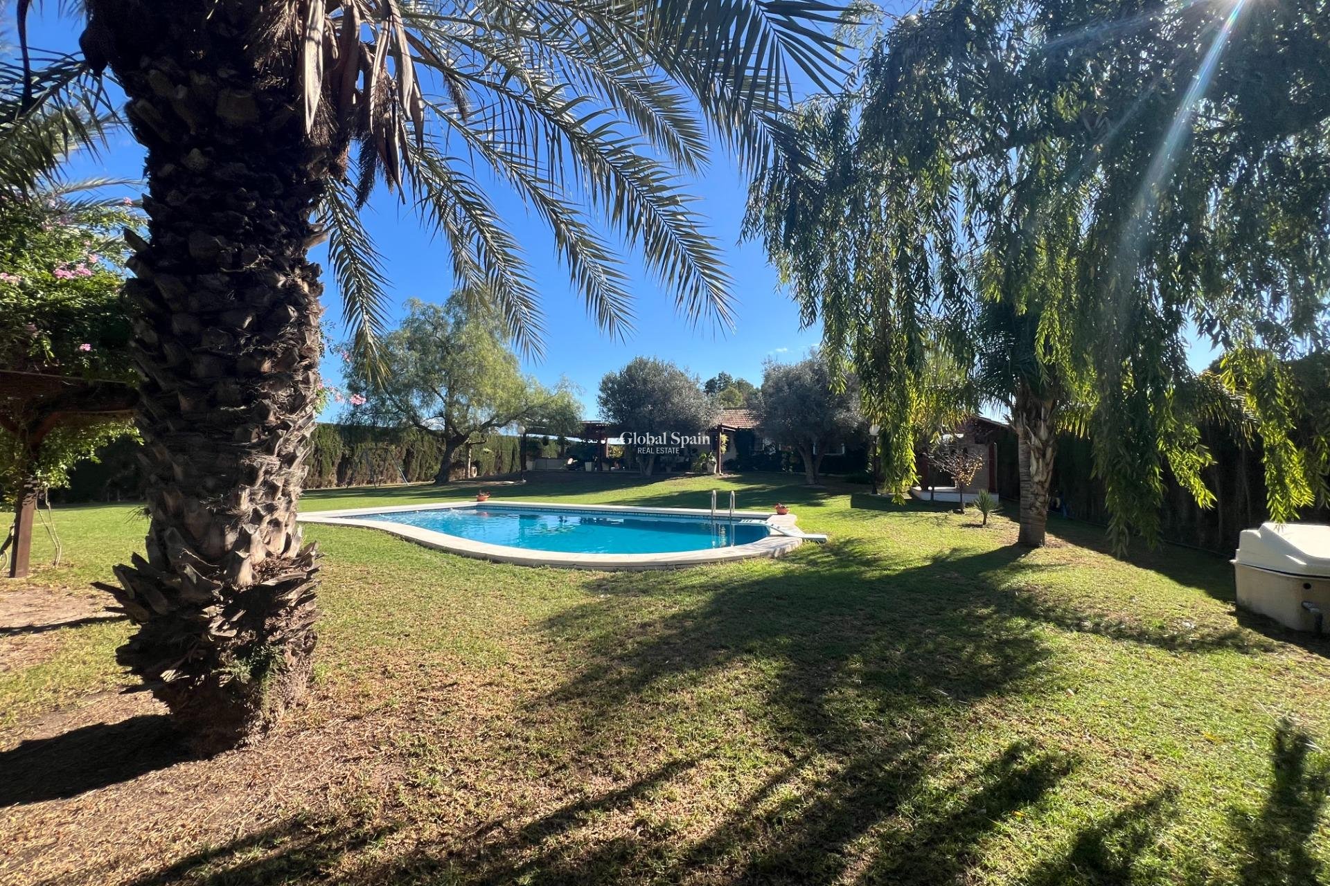 Wederverkoop - HUIS -
DOLORES - Comunidad Valenciana