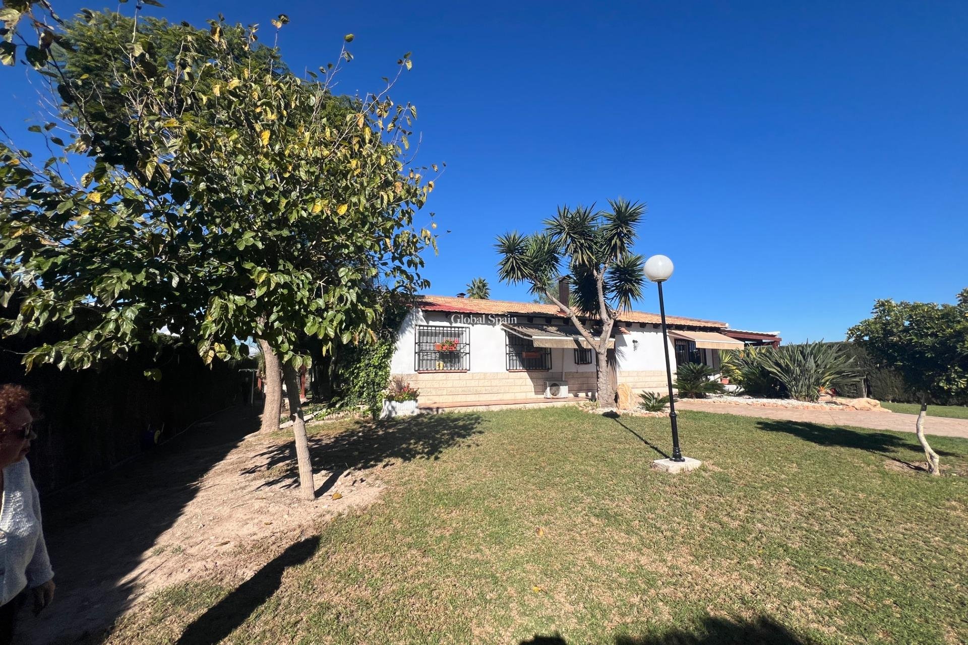 Wederverkoop - HUIS -
DOLORES - Comunidad Valenciana