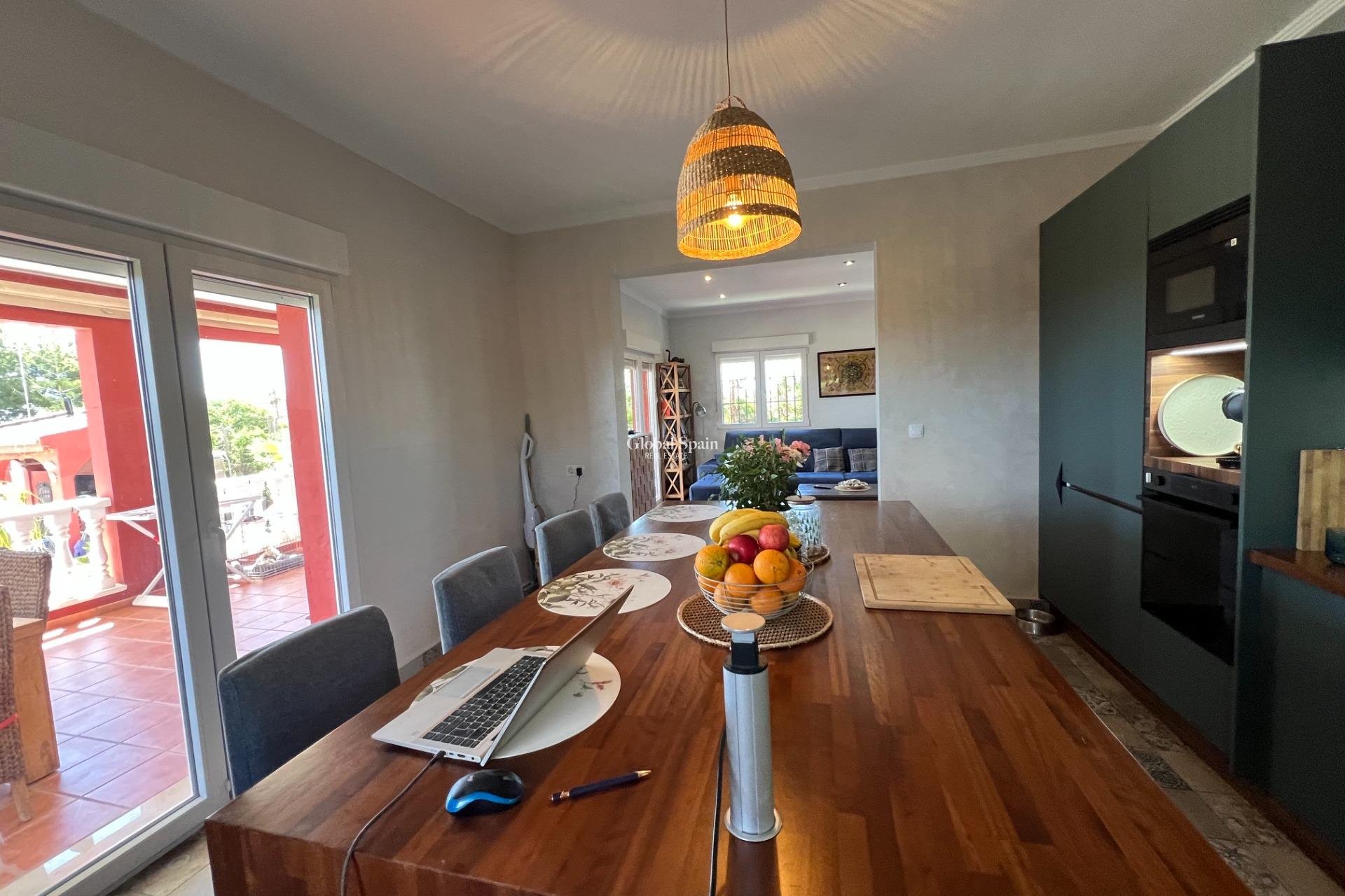 Wederverkoop - HUIS -
DOLORES - Comunidad Valenciana