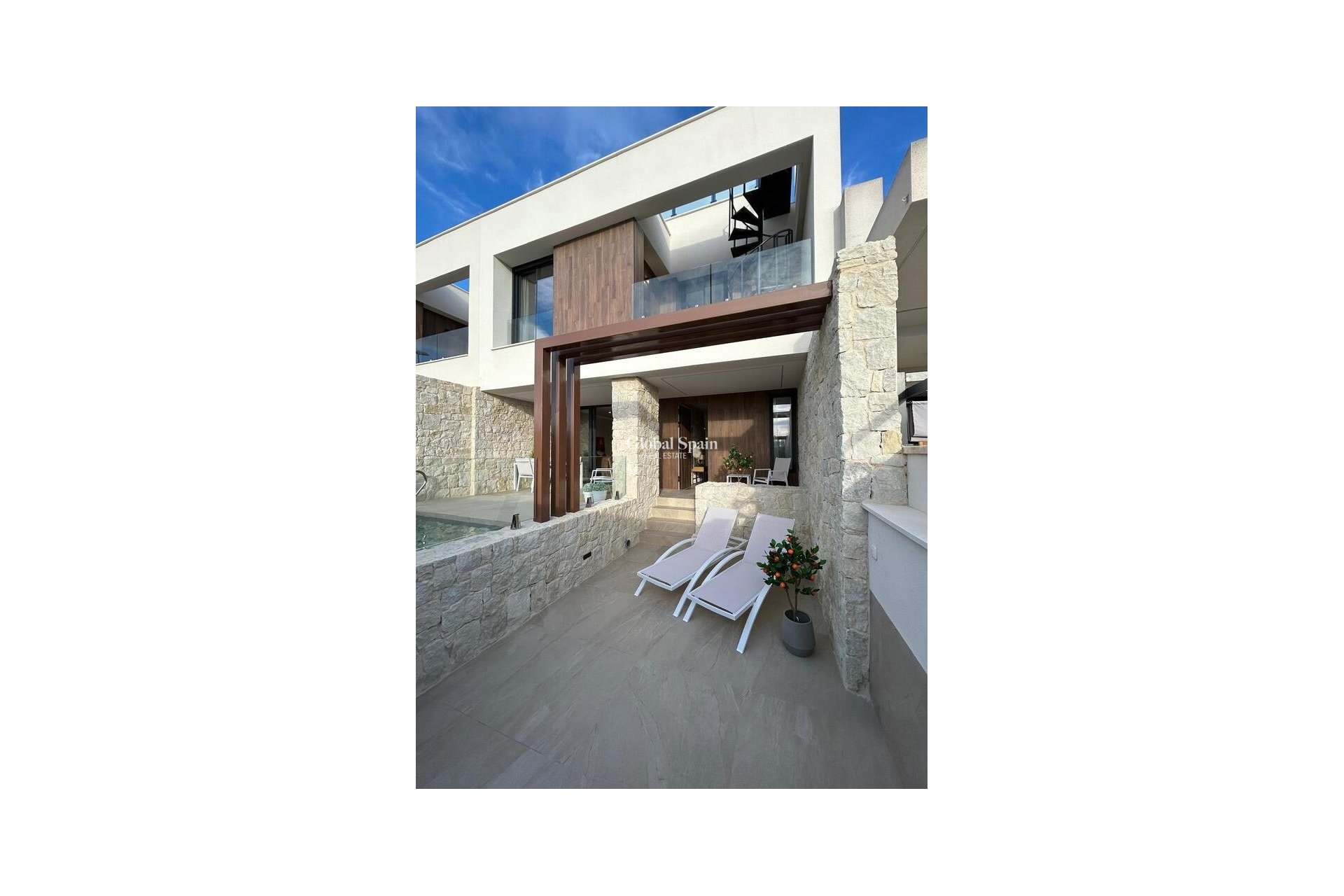 Wederverkoop - HUIS -
DOLORES - Costa Blanca