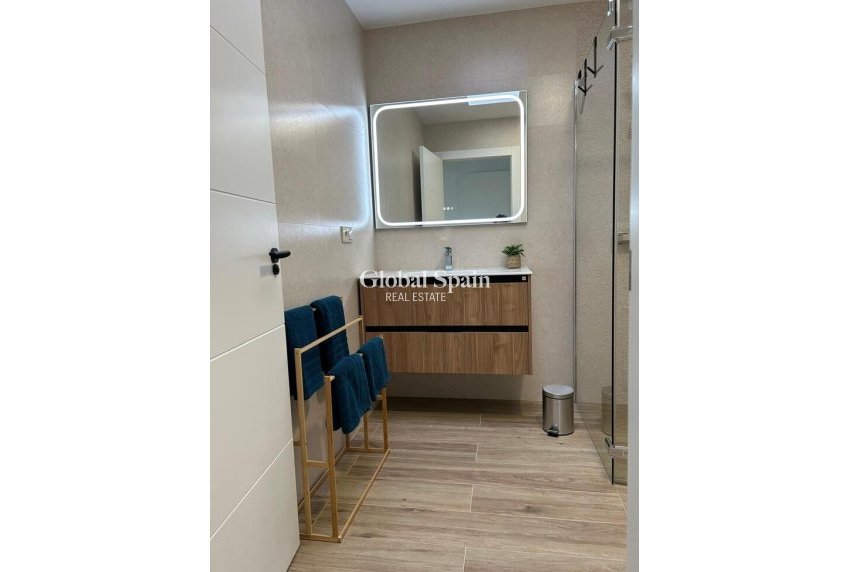 Wederverkoop - HUIS -
DOLORES - Costa Blanca