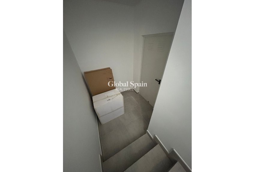 Wederverkoop - HUIS -
DOLORES - Costa Blanca