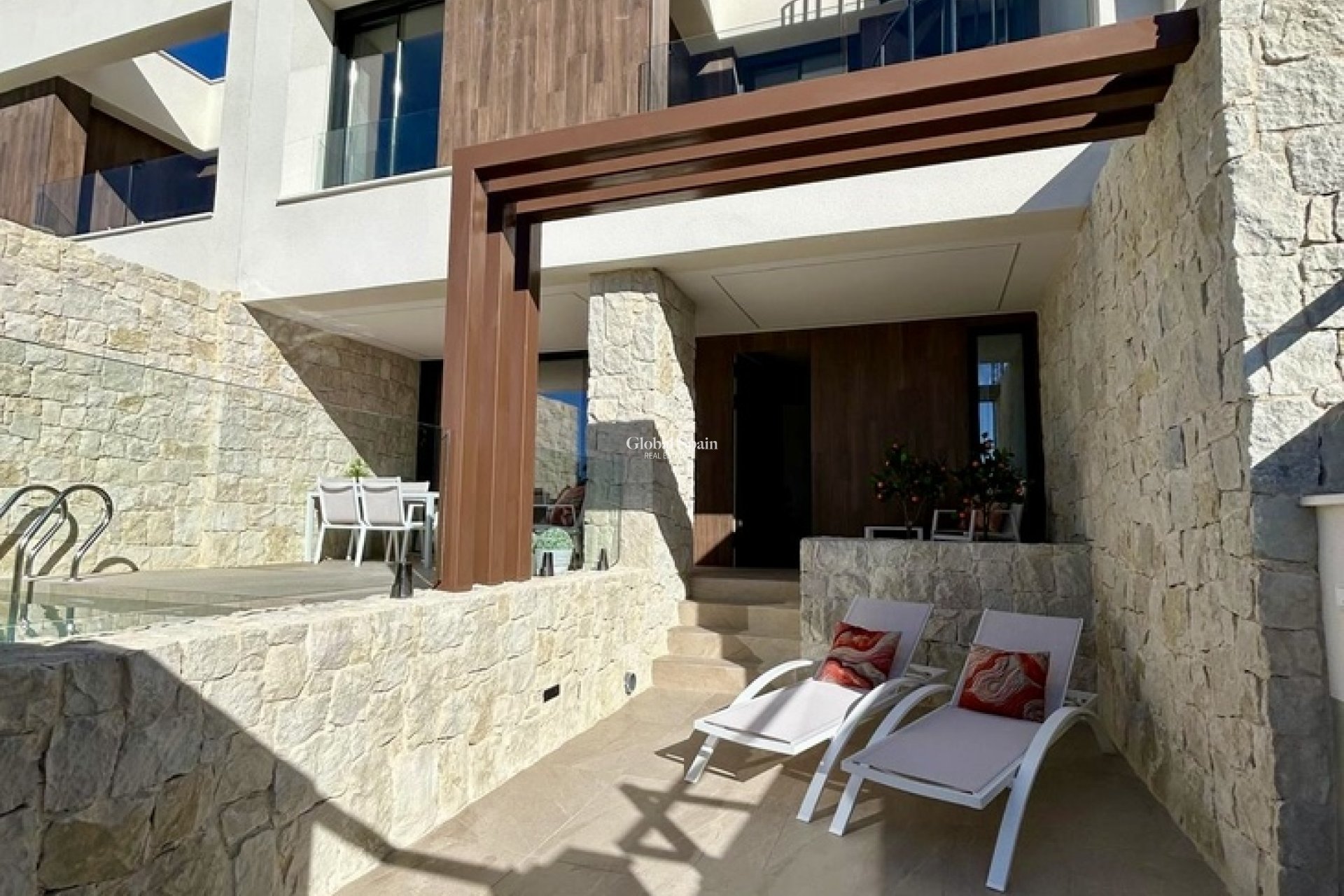 Wederverkoop - HUIS -
DOLORES - Costa Blanca