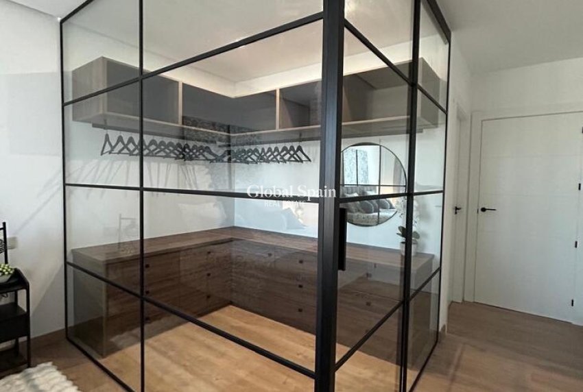 Wederverkoop - HUIS -
DOLORES - Costa Blanca