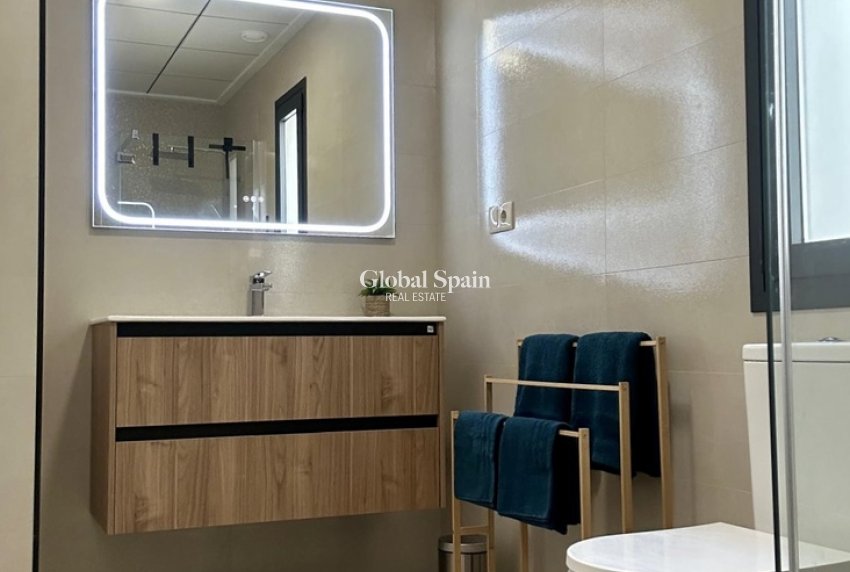 Wederverkoop - HUIS -
DOLORES - Costa Blanca