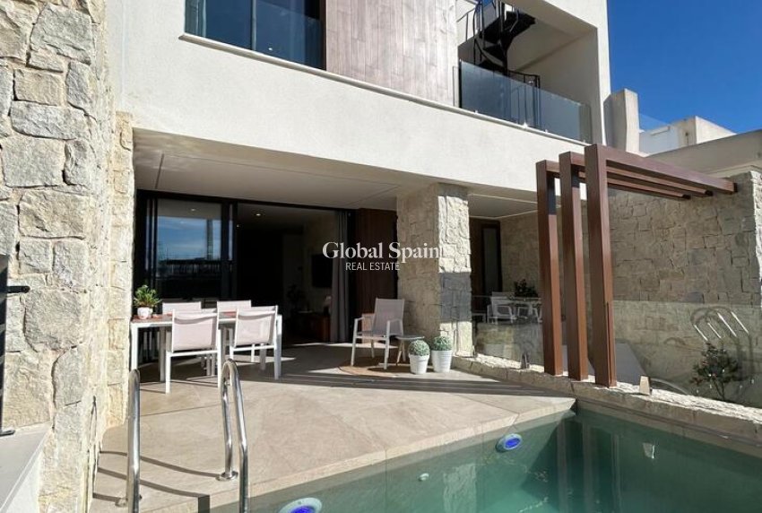 Wederverkoop - HUIS -
DOLORES - Costa Blanca