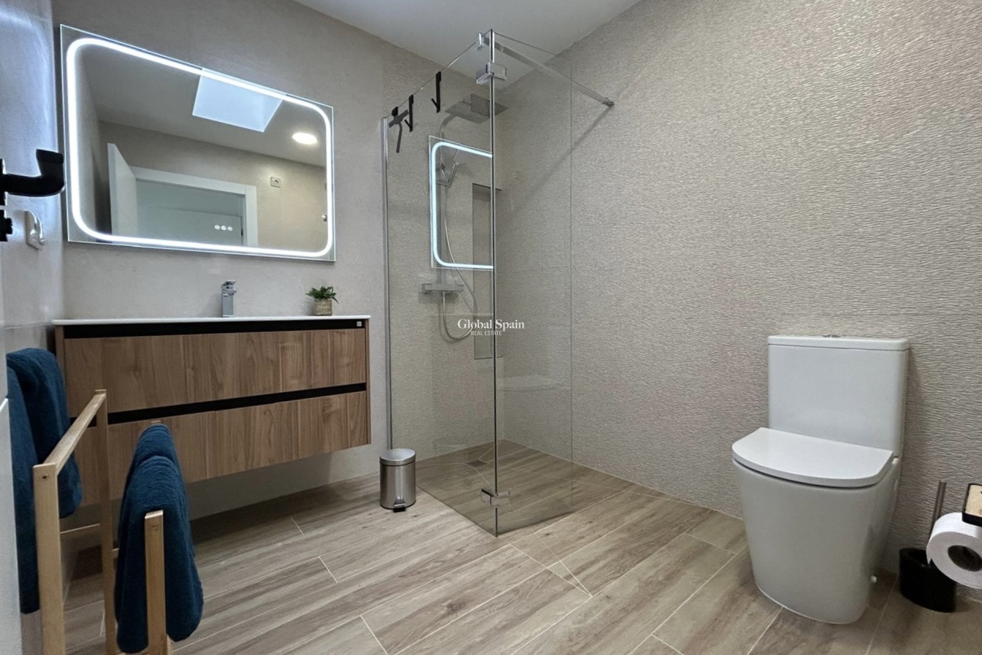 Wederverkoop - HUIS -
DOLORES - Costa Blanca