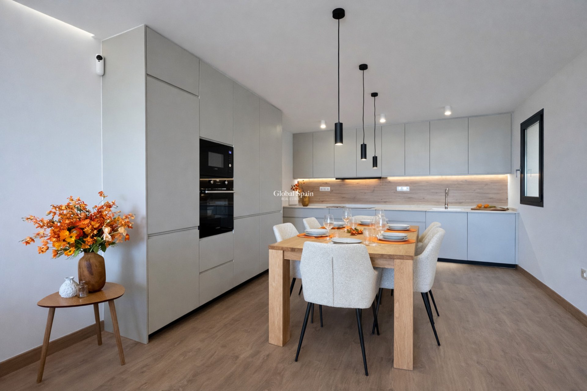 Wederverkoop - HUIS -
DOLORES - Costa Blanca