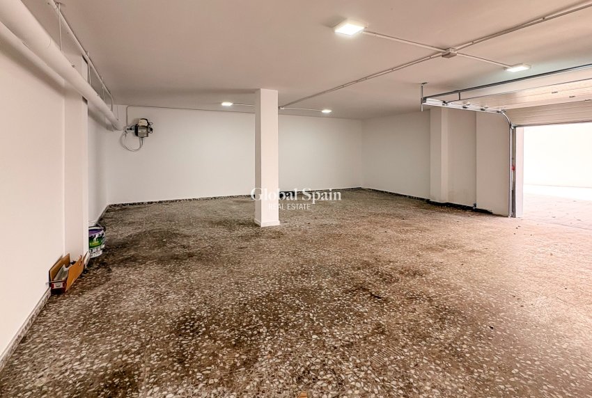 Wederverkoop - HUIS -
EL CAMPELLO - Pueblo Acantilado - Venta Lanuza