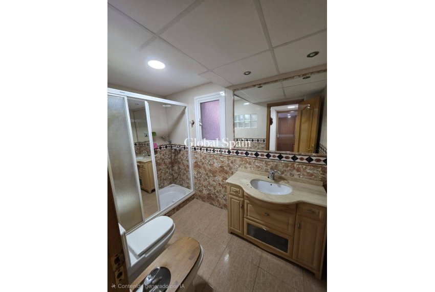 Wederverkoop - HUIS -
EL PALMAR - Zona Centro