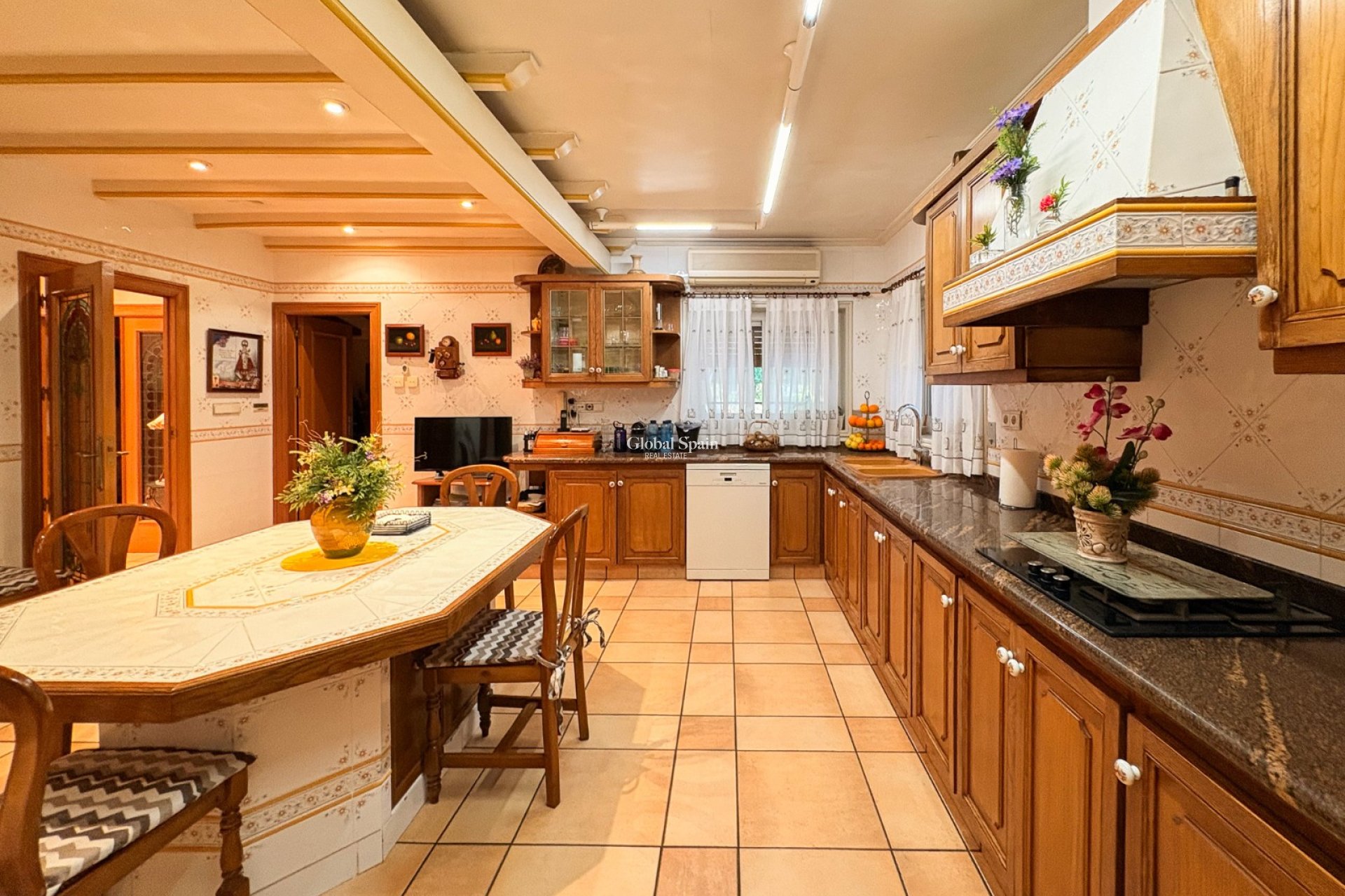 Wederverkoop - HUIS -
ELCHE - Altzabares Alto
