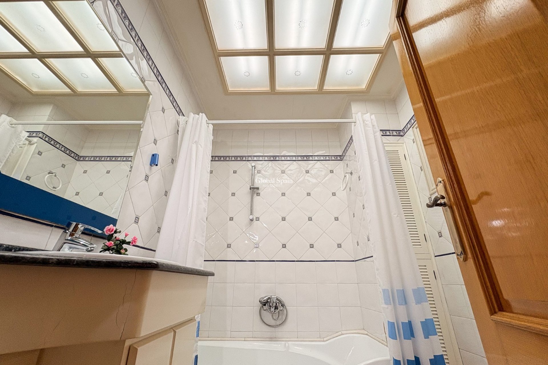 Wederverkoop - HUIS -
ELCHE - Altzabares Alto