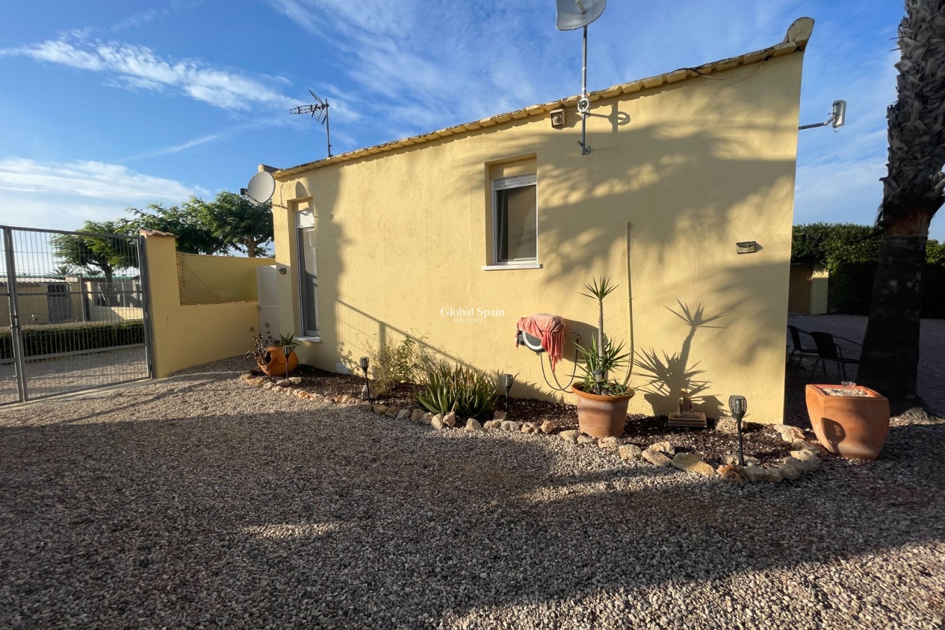 Wederverkoop - HUIS -
ELCHE - Costa Blanca