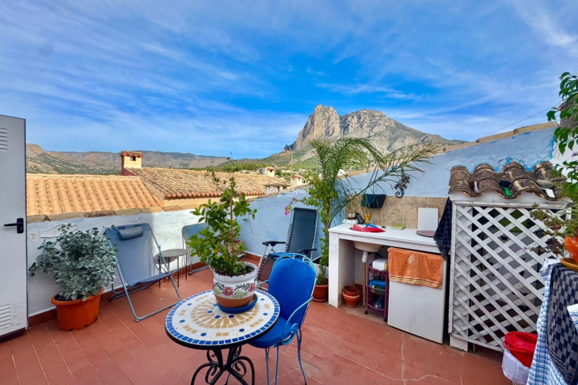 Wederverkoop - HUIS -
FINESTRAT - Costa Blanca