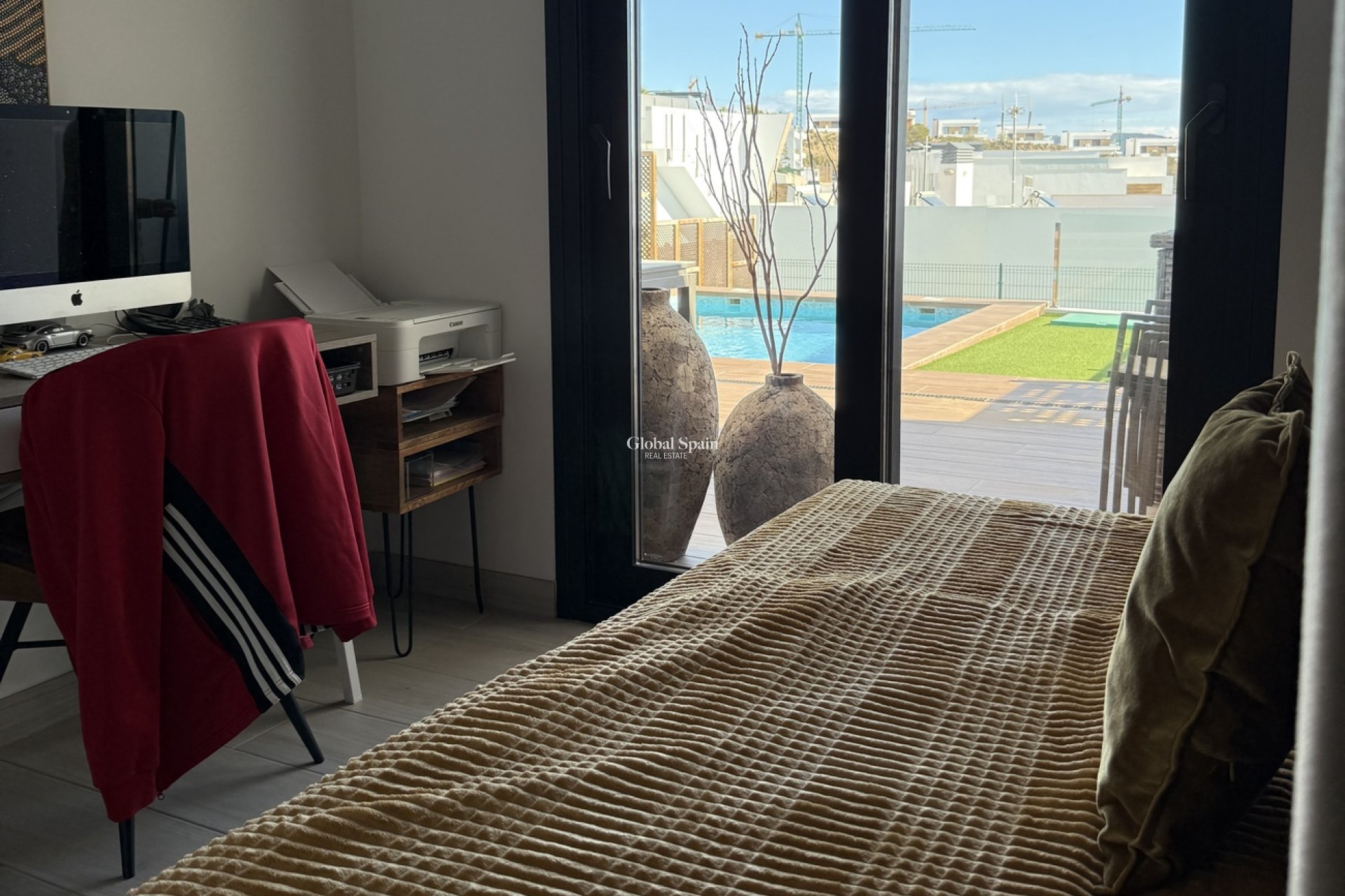 Wederverkoop - HUIS -
FINESTRAT - Costa Blanca