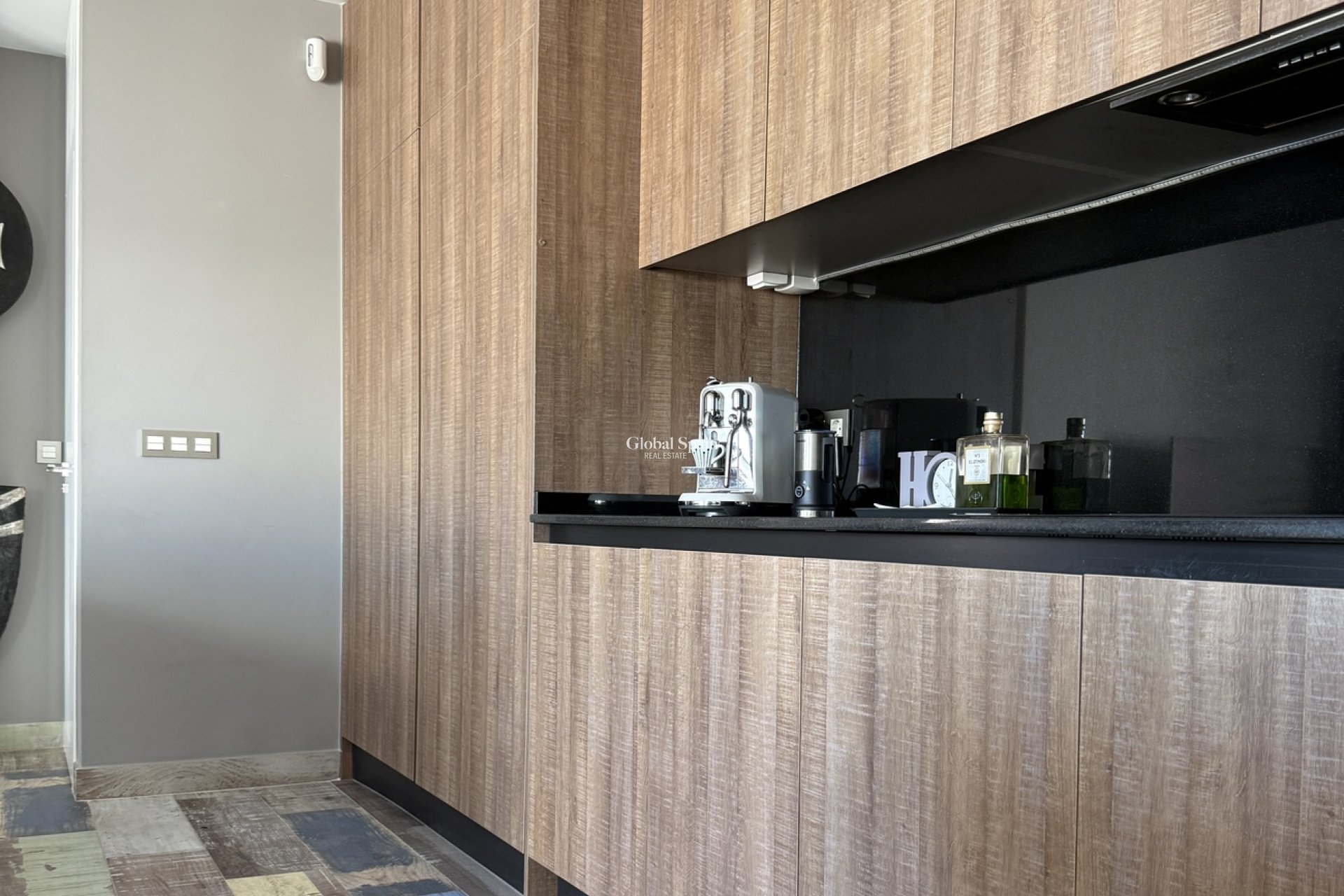 Wederverkoop - HUIS -
FINESTRAT - Costa Blanca