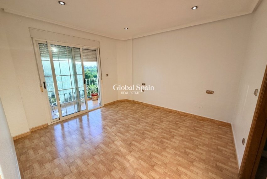 Wederverkoop - HUIS -
FORMENTERA DEL SEGURA - Costa Blanca