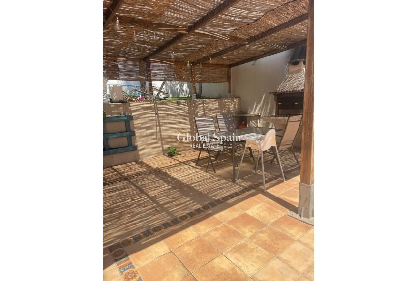 Wederverkoop - HUIS -
GATA DE GORGOS - Gata de Gorgos