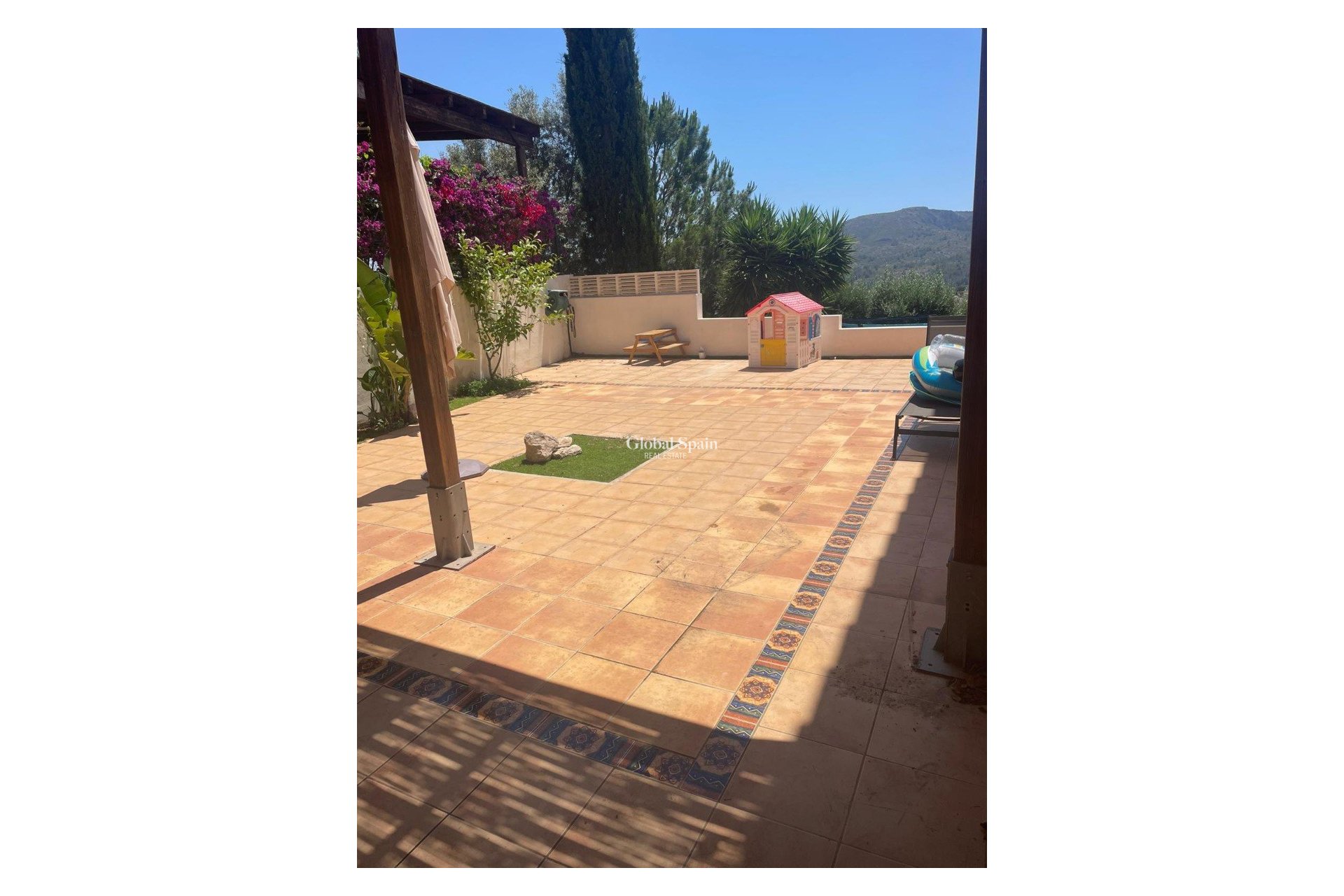 Wederverkoop - HUIS -
GATA DE GORGOS - Gata de Gorgos