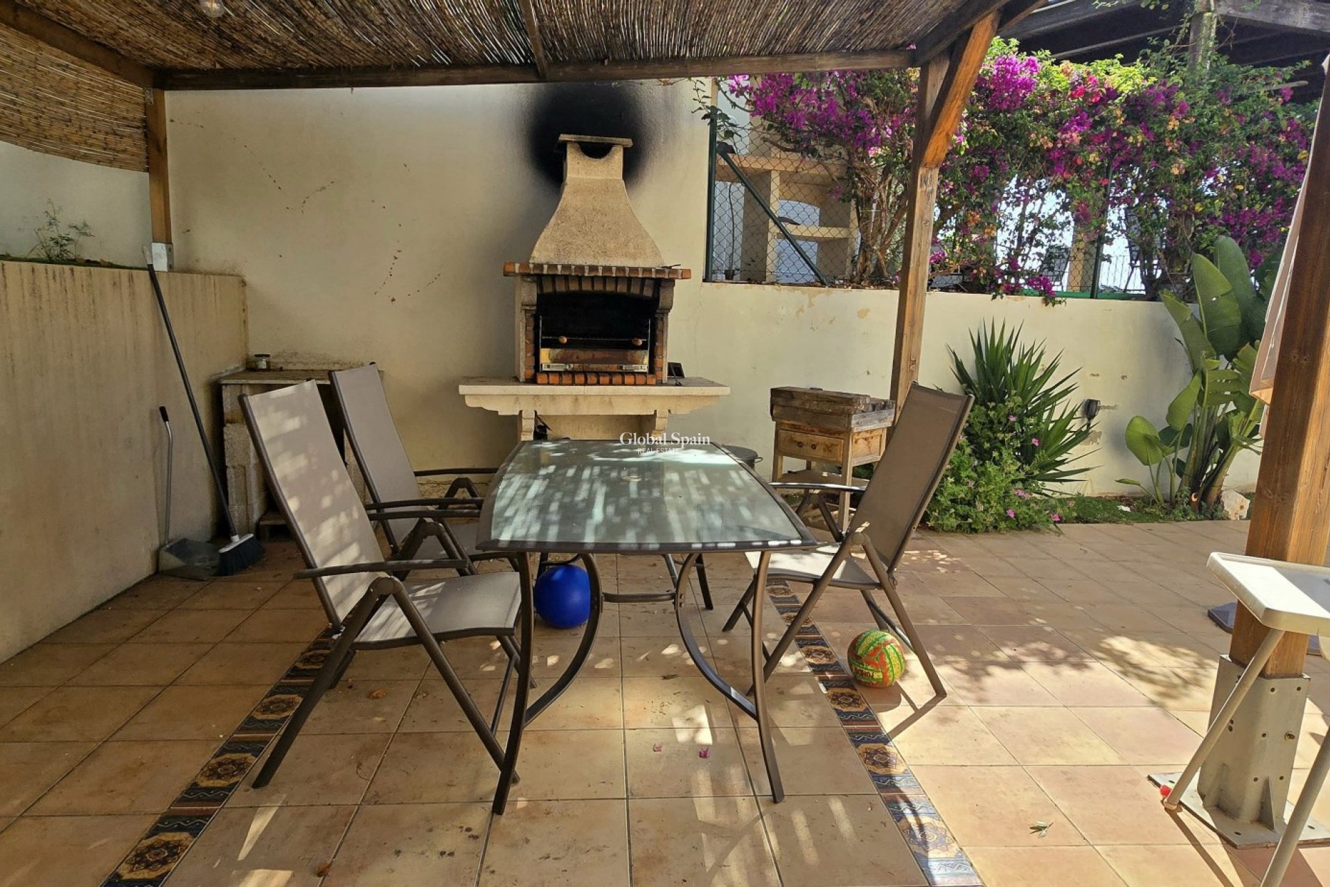 Wederverkoop - HUIS -
GATA DE GORGOS - Gata de Gorgos