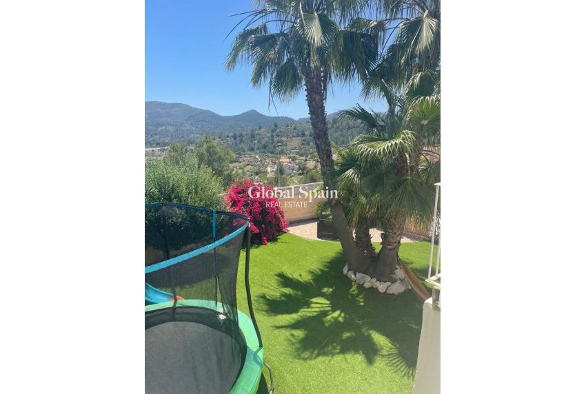 Wederverkoop - HUIS -
GATA DE GORGOS - Gata de Gorgos