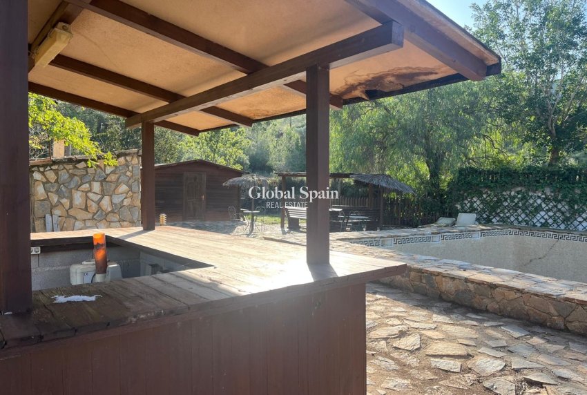 Wederverkoop - HUIS -
GEA Y TRUYOLS - Sierra de Columbares Natural Park