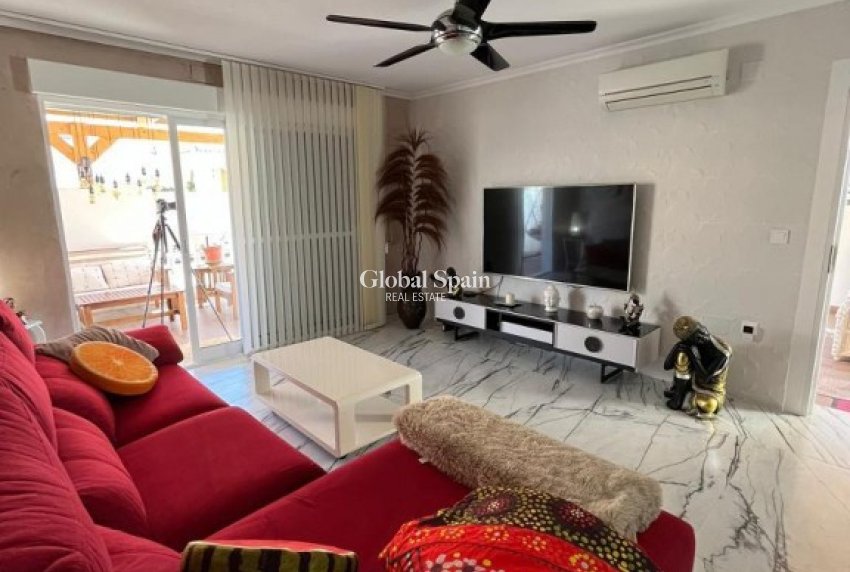 Wederverkoop - HUIS -
GRAN ALACANT - Costa Blanca