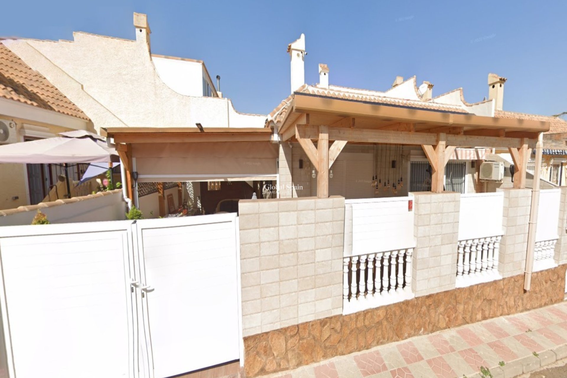 Wederverkoop - HUIS -
GRAN ALACANT - Costa Blanca