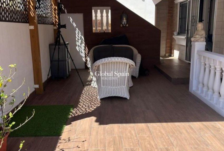 Wederverkoop - HUIS -
GRAN ALACANT - Costa Blanca