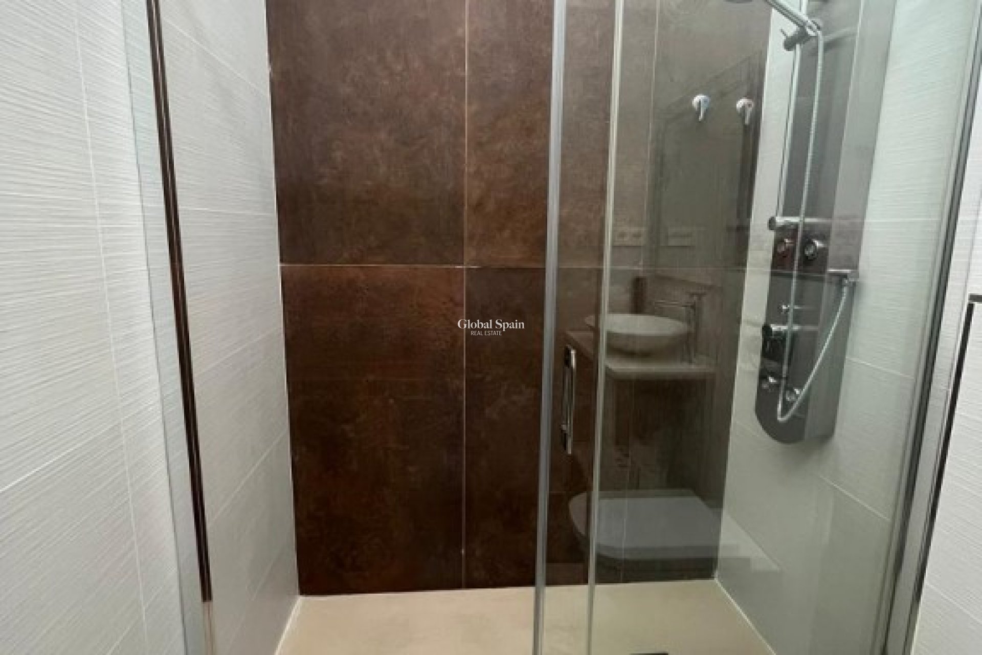 Wederverkoop - HUIS -
GRAN ALACANT - Costa Blanca