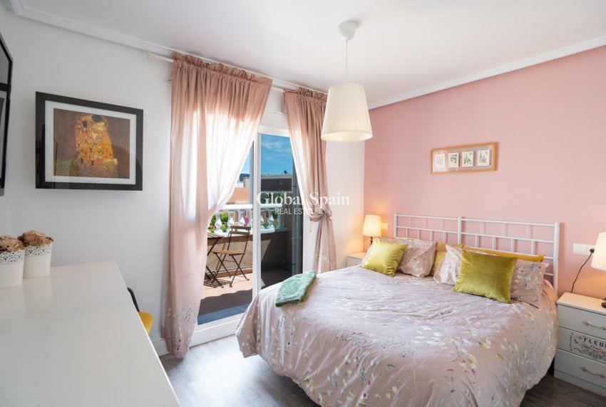 Wederverkoop - HUIS -
GRAN ALACANT - Costa Blanca