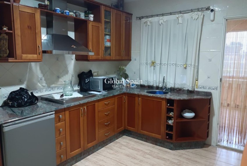 Wederverkoop - HUIS -
GRANJA DE ROCAMORA - Granja De Rocamora