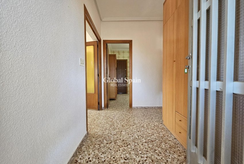 Wederverkoop - HUIS -
GUARDAMAR DEL SEGURA - Buenavista