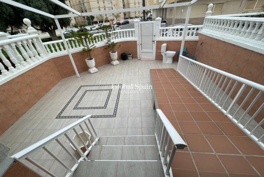 Wederverkoop - HUIS -
GUARDAMAR DEL SEGURA - Costa Blanca