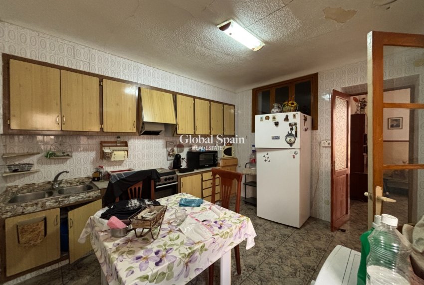 Wederverkoop - HUIS -
GUARDAMAR DEL SEGURA - Costa Blanca