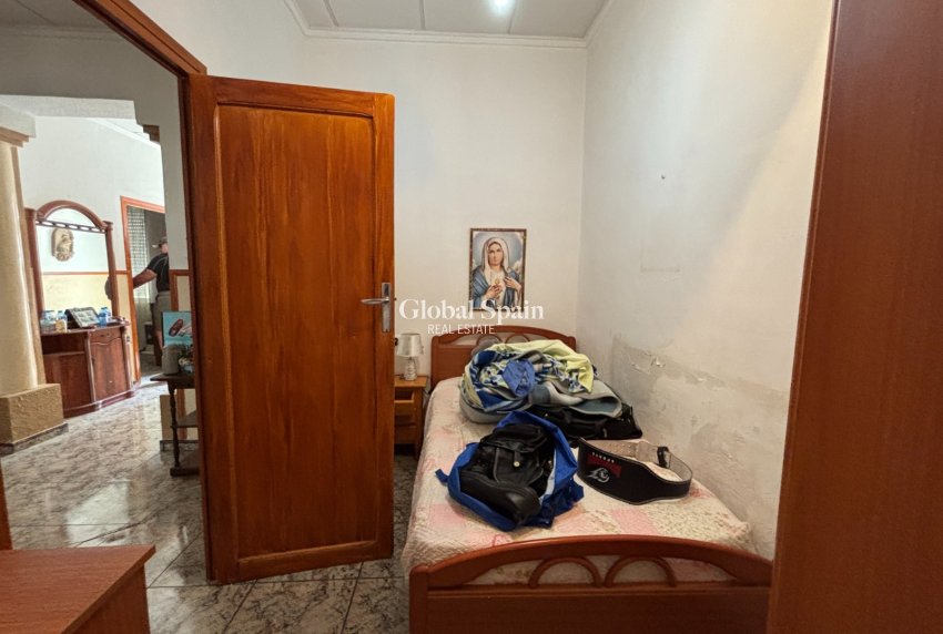 Wederverkoop - HUIS -
GUARDAMAR DEL SEGURA - Costa Blanca