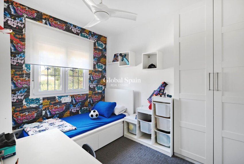 Wederverkoop - HUIS -
GUARDAMAR DEL SEGURA - EL RASO