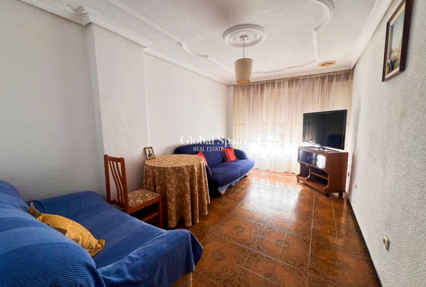 Wederverkoop - HUIS -
GUARDAMAR DEL SEGURA - Guardamar pueblo